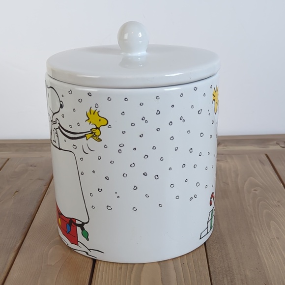 Snoopy Peanuts Christmas Holiday Cookie Treat Jar - Picture 2 of 7